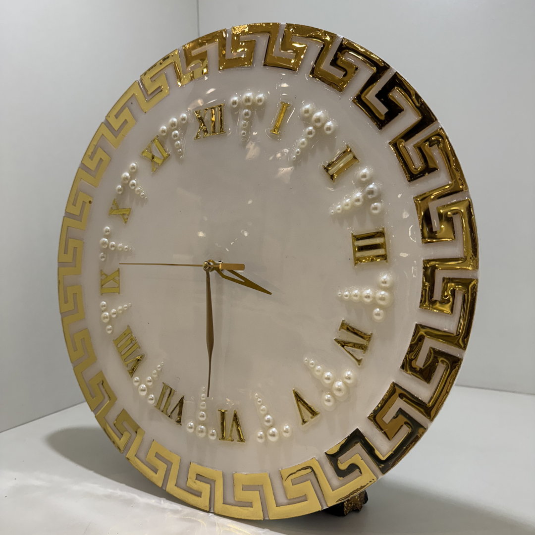 Greek Key Wall Clock – 16-Inch White & Gold Roman Numeral Design – High-quality home furnishing