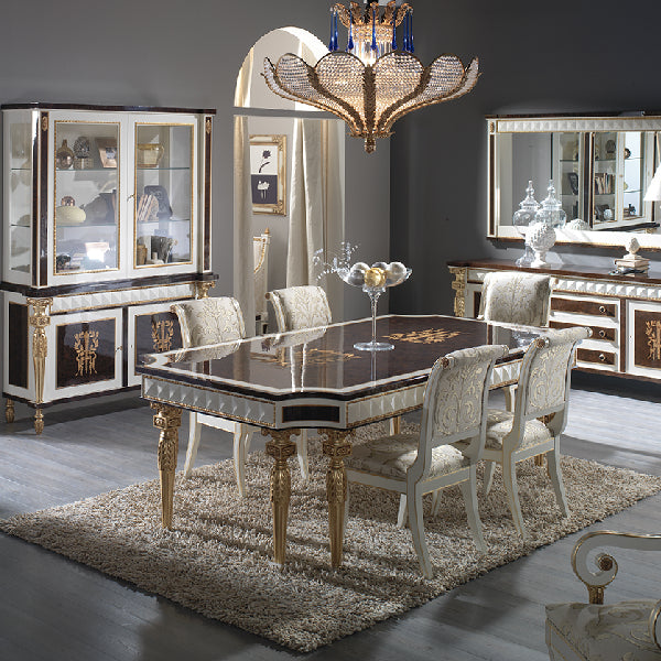 Elegant Dining Chair with Chic Design