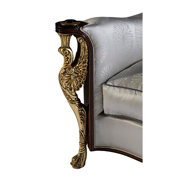 Majestic Armchair with Opulent Design and Luxurious Comfort