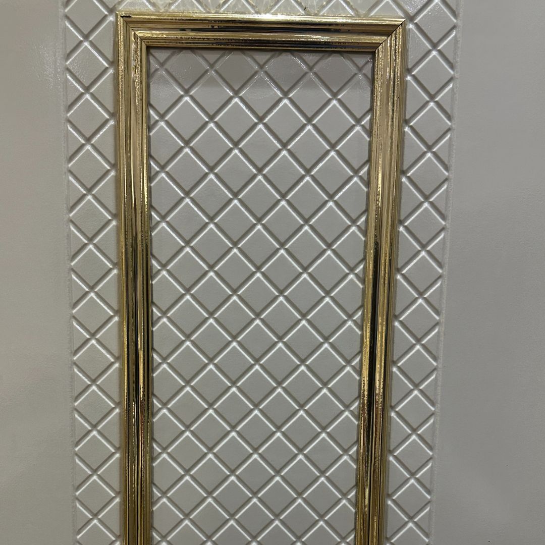 Decorative MDF Crown Moulding, 200 cm Length, Gold Finish