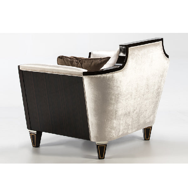 Sophisticated Living Room Set with Modern Glamour