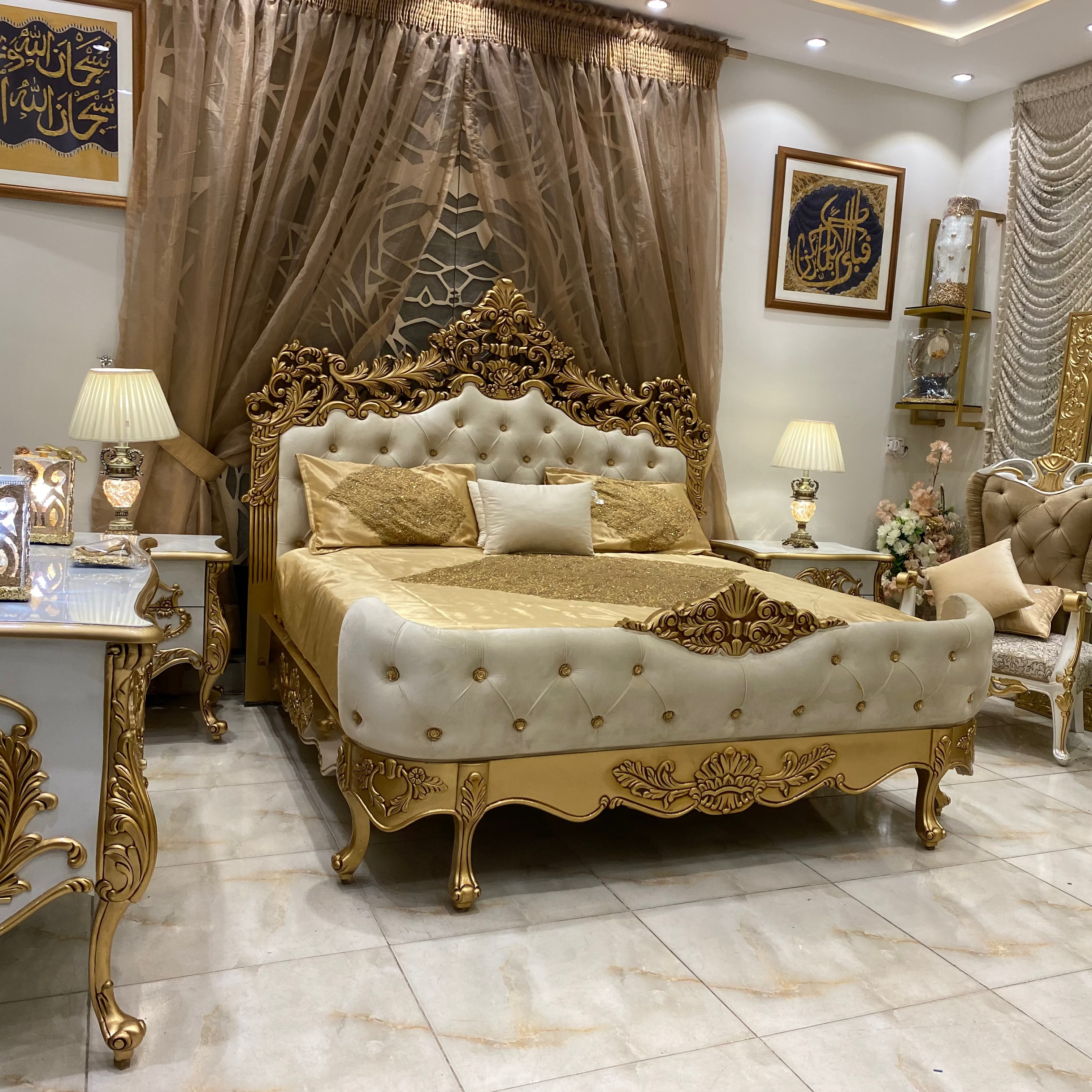 Noor-E-Isphahan Bedroom Set