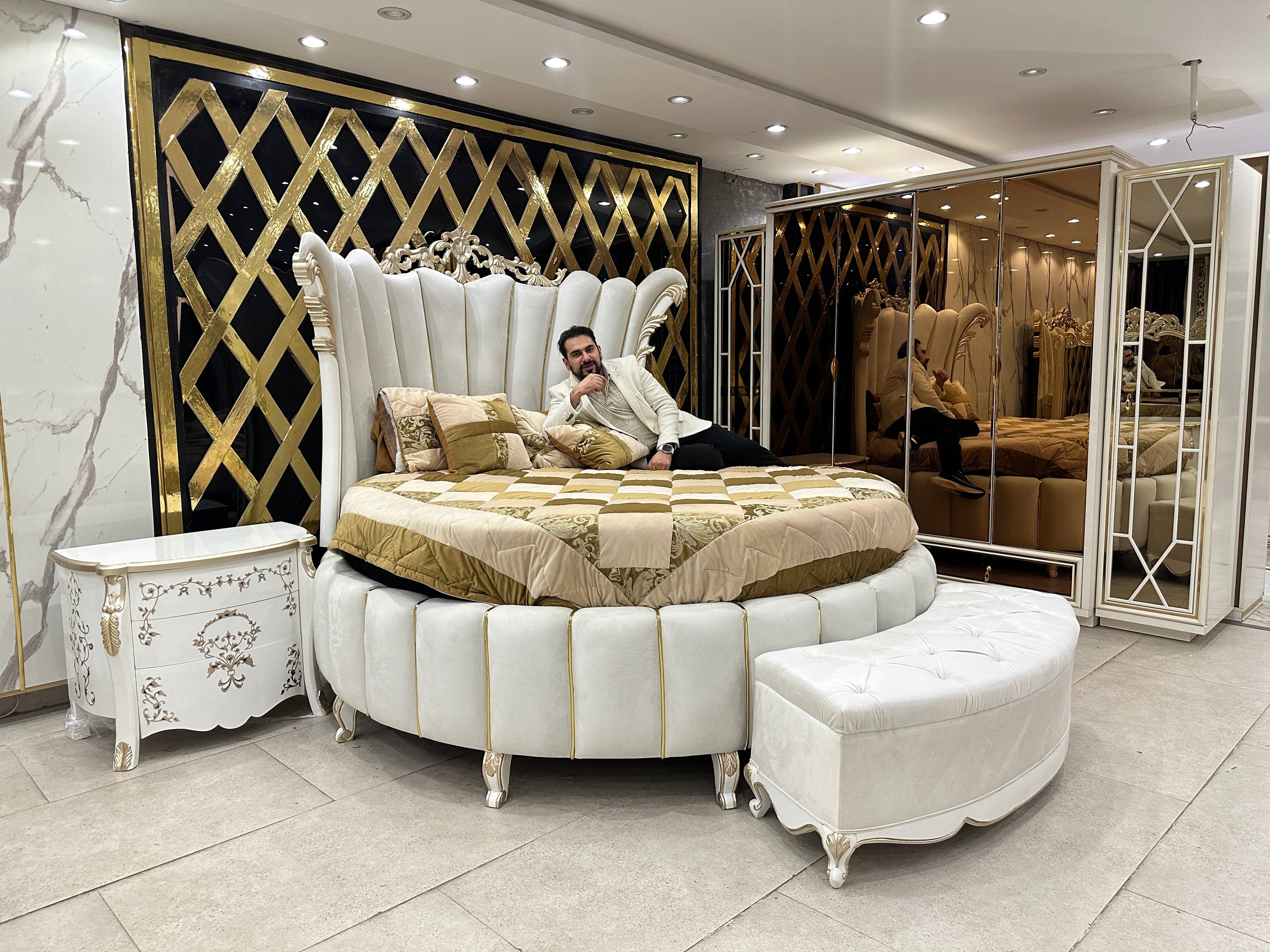 Avlion Round Classic Pearl