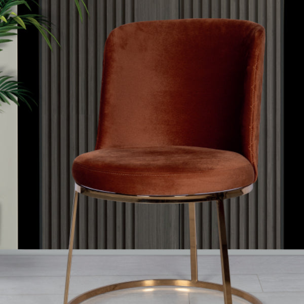 Opulent Comfort: The Luxurious Velvet Dining Chair
