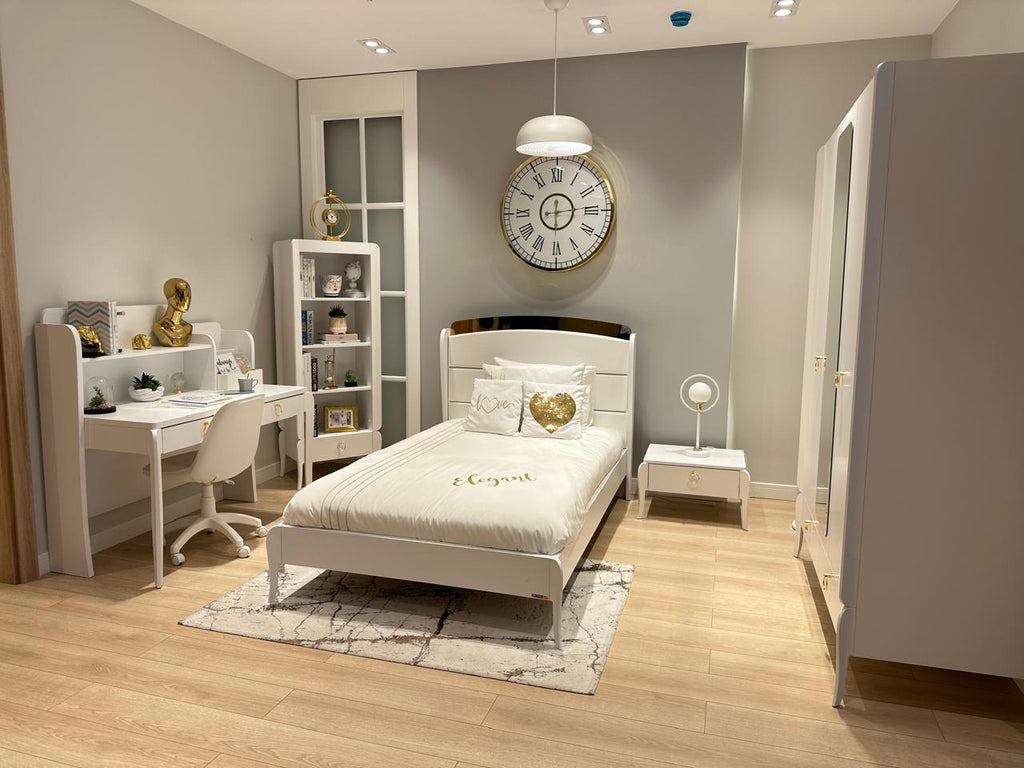 Chic Modern Teen Bedroom Set with Elegant White Finish and Gold Accents